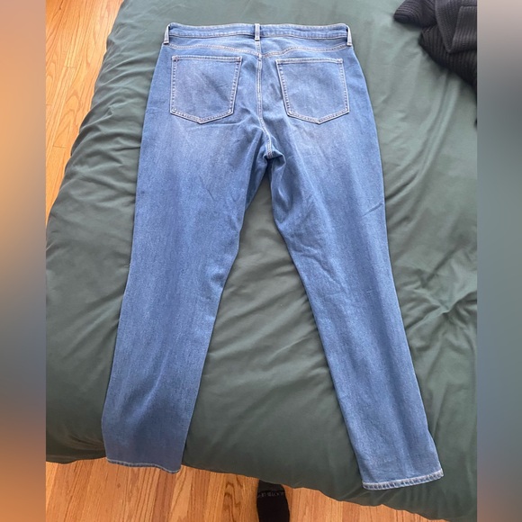 Old Navy High-Rise O-G straight jeans size 18 tall - Picture 2 of 3